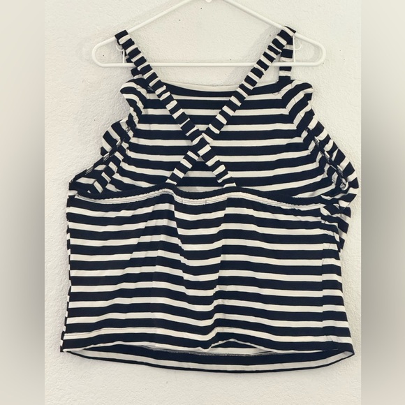 Free Assembly - Picture 2 of 3